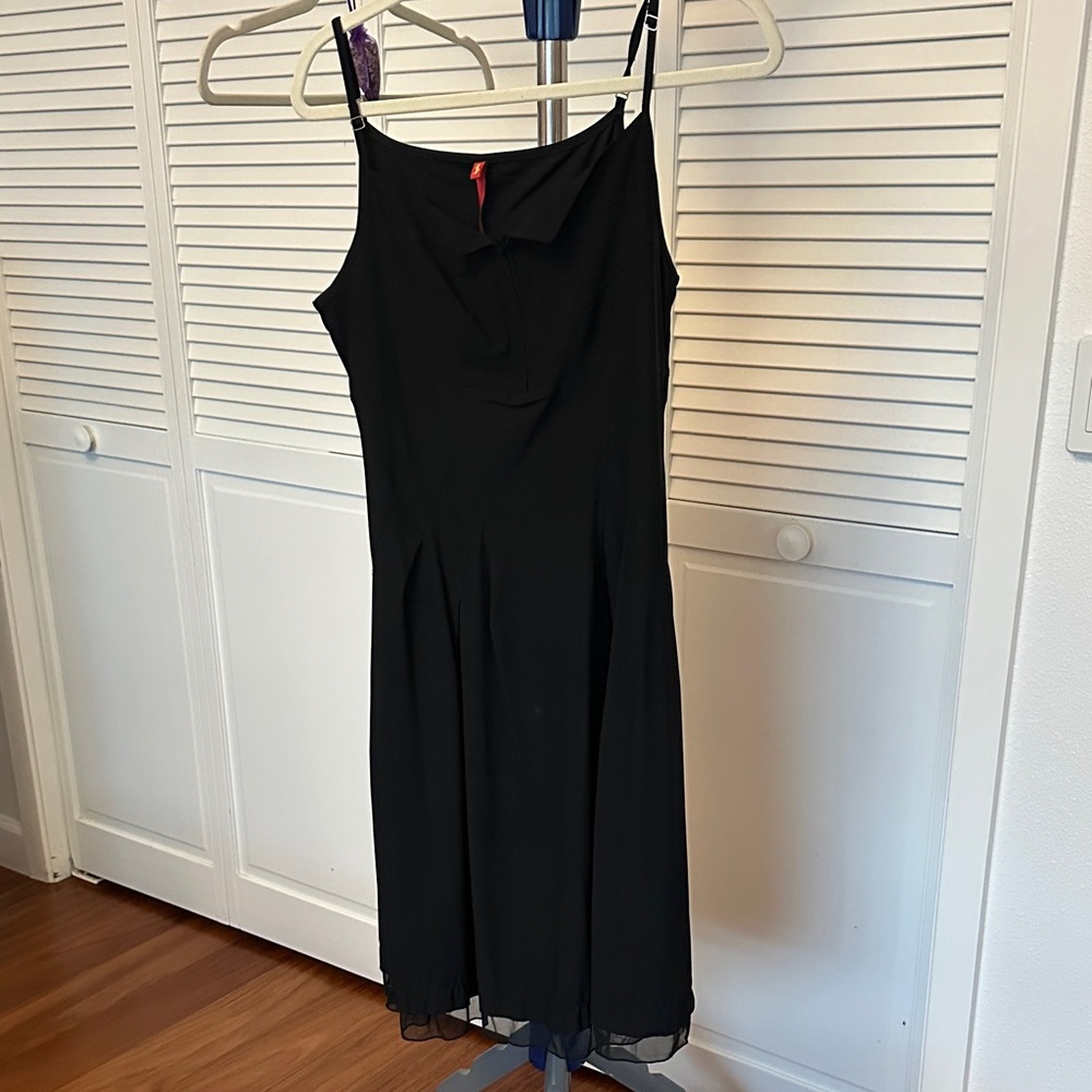 Chic Black Midi Dress